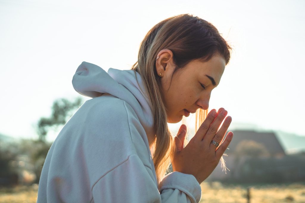 Girl praying