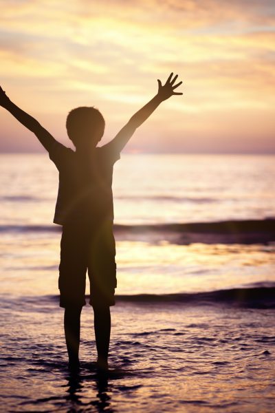 Worship and praise by the sea